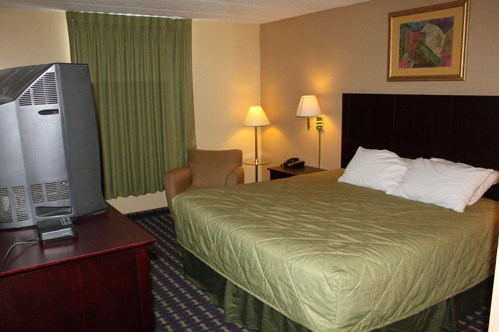 Baymont By Wyndham Florence Cincinnati Zewnętrze zdjęcie